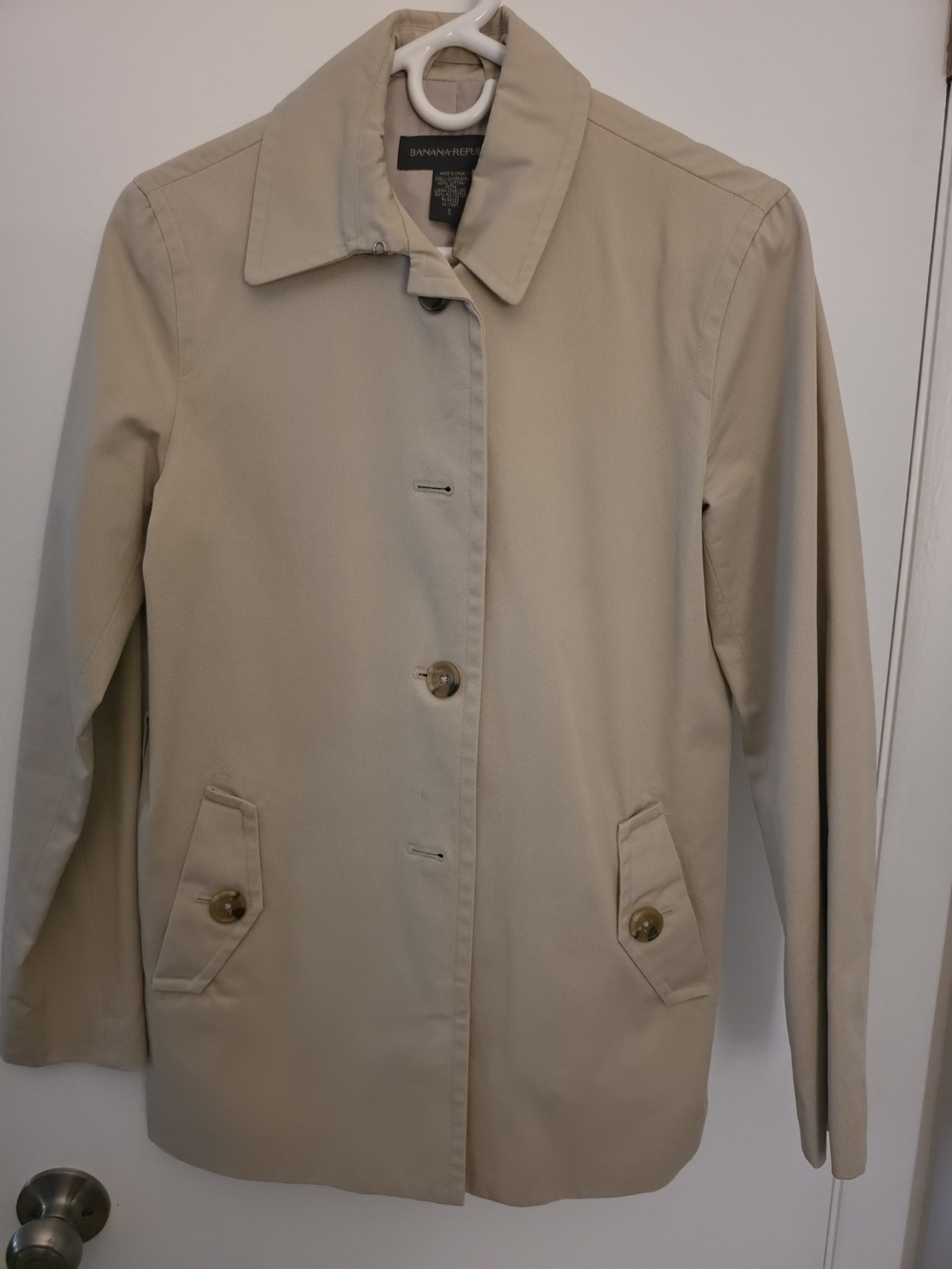 Banana Republic Women's Tan Single-Breasted Trench Coat